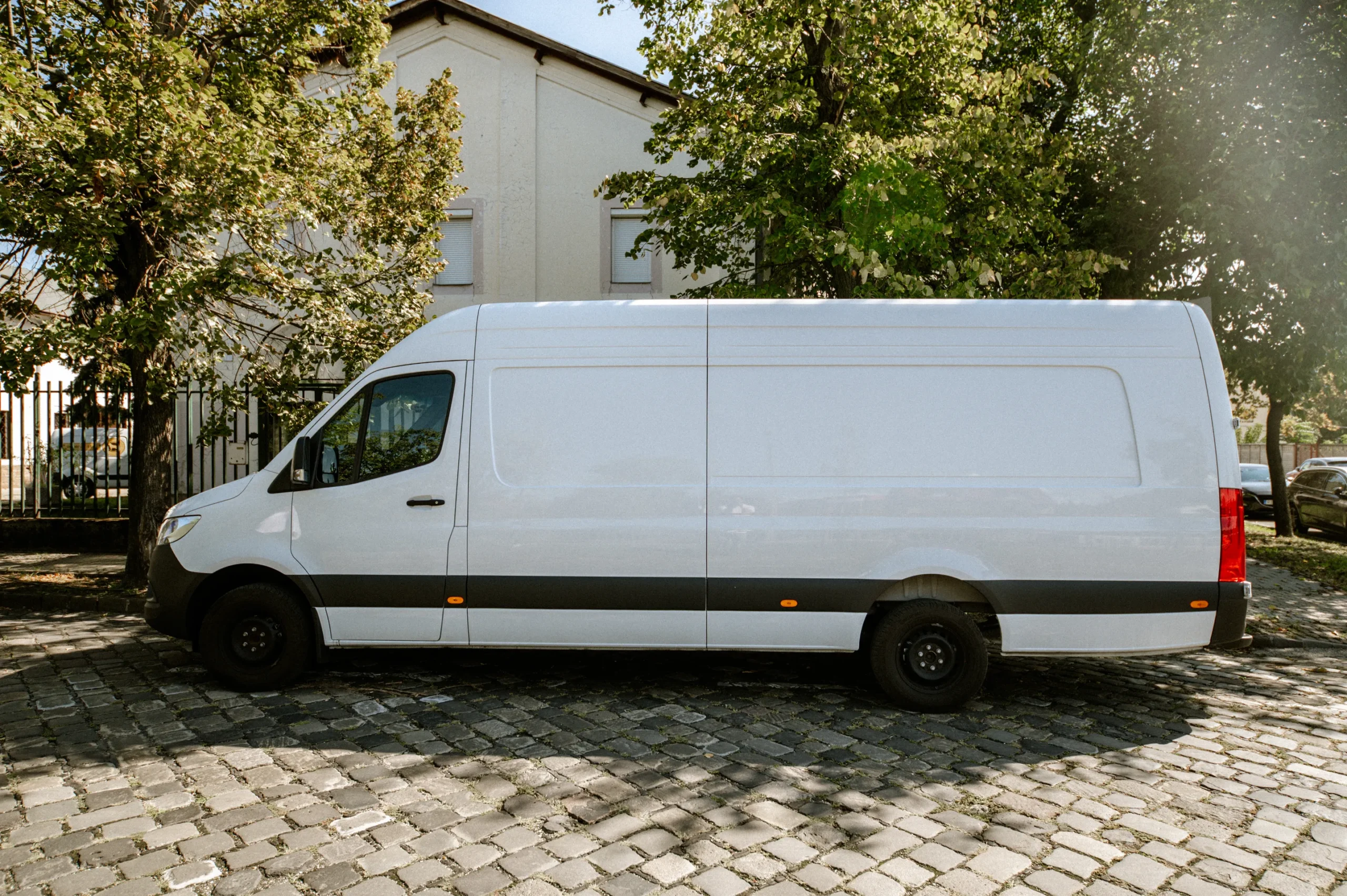 Mercedes Sprinter bérlés - TGKberles.hu Mercedes Sprinter bérlés - TGKberles.hu